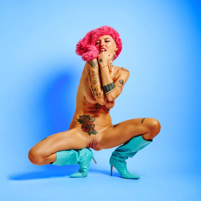 Lu Epic in Red Rabbit by Cinaed